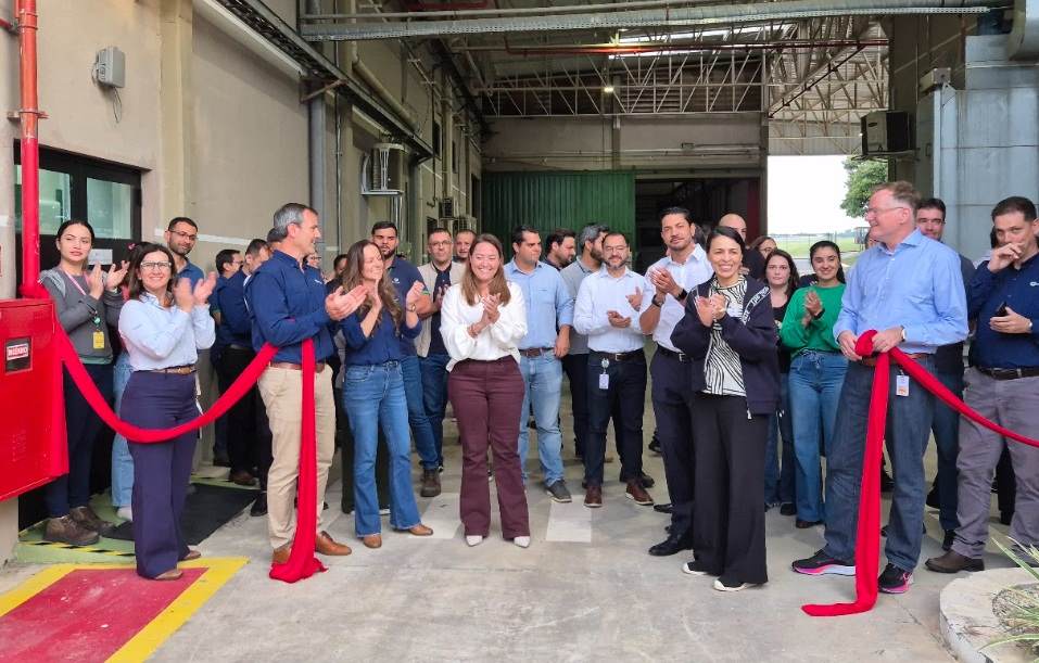 Opening of renewed labs at Incotec in Brazil conducted by Croda Life Science president, Thomas Riermeier Sciences in the company of Bruno Hoeltgebaum-Neto, Global Business Director for Incotec and Nawal Ouzren, Non-Executive Director of Croda.  
