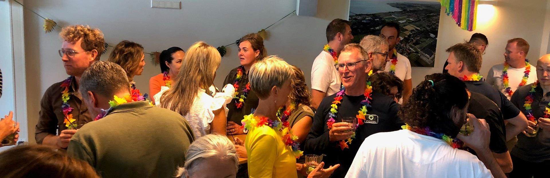 Incotec medewerkers tijdens culture cafe